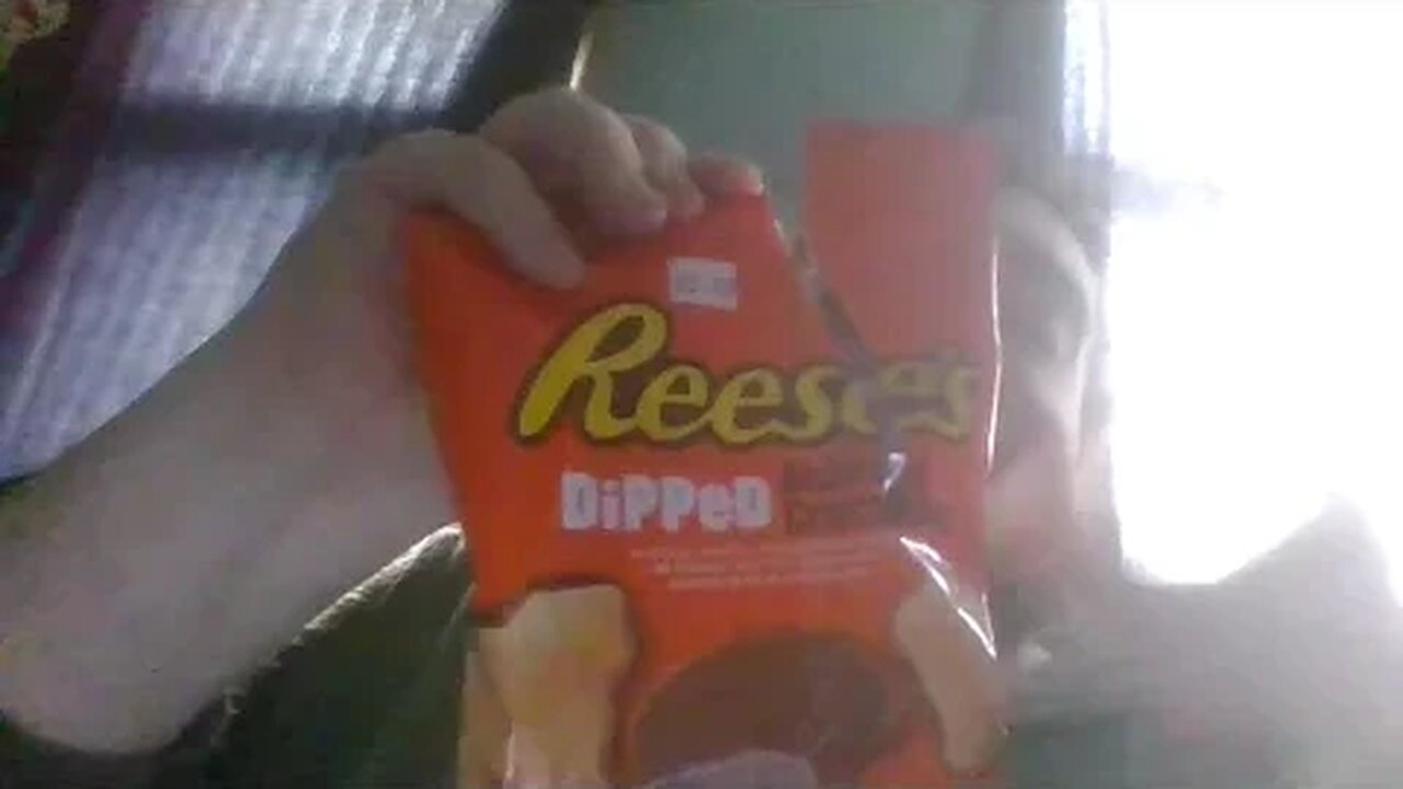 Reese's dipped animal crackers thanks @RickyBerwick