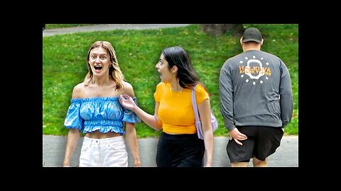 FUNNY Fart Prank in New York! Brain BLAST!