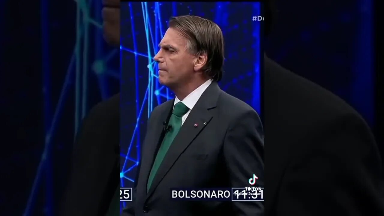 Bolsonaro questiona Lula sobre a Petrobras