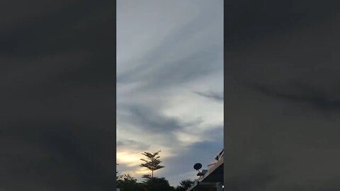Sunset - Unmoving Clouds