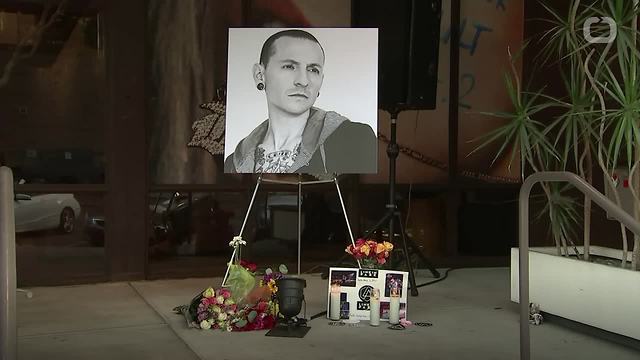 Chester Bennington Is Given Private Funeral