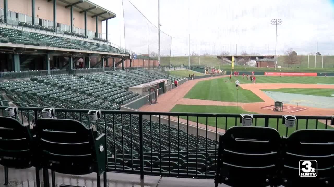 Fans likely allowed to return to Husker athletic events