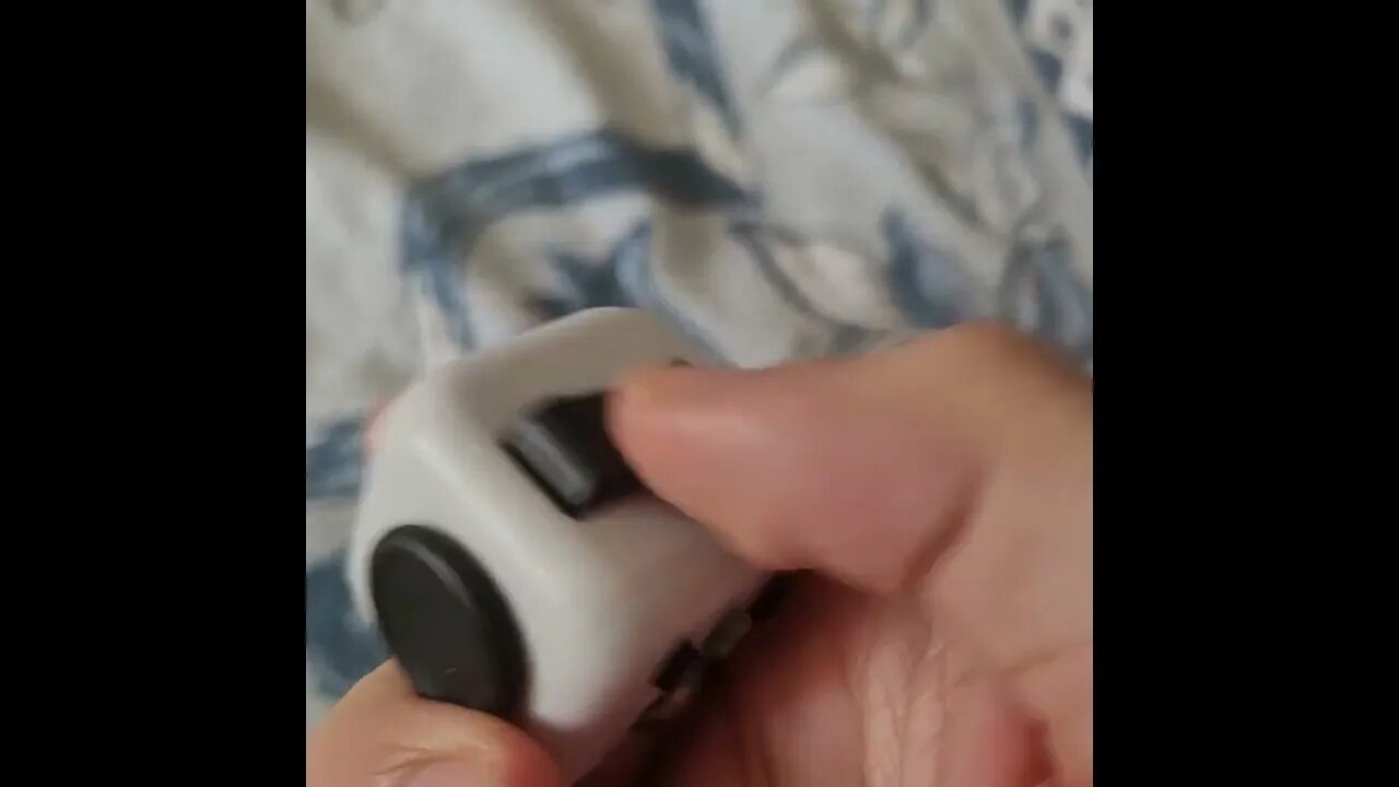 Fidget cube ASMR 2