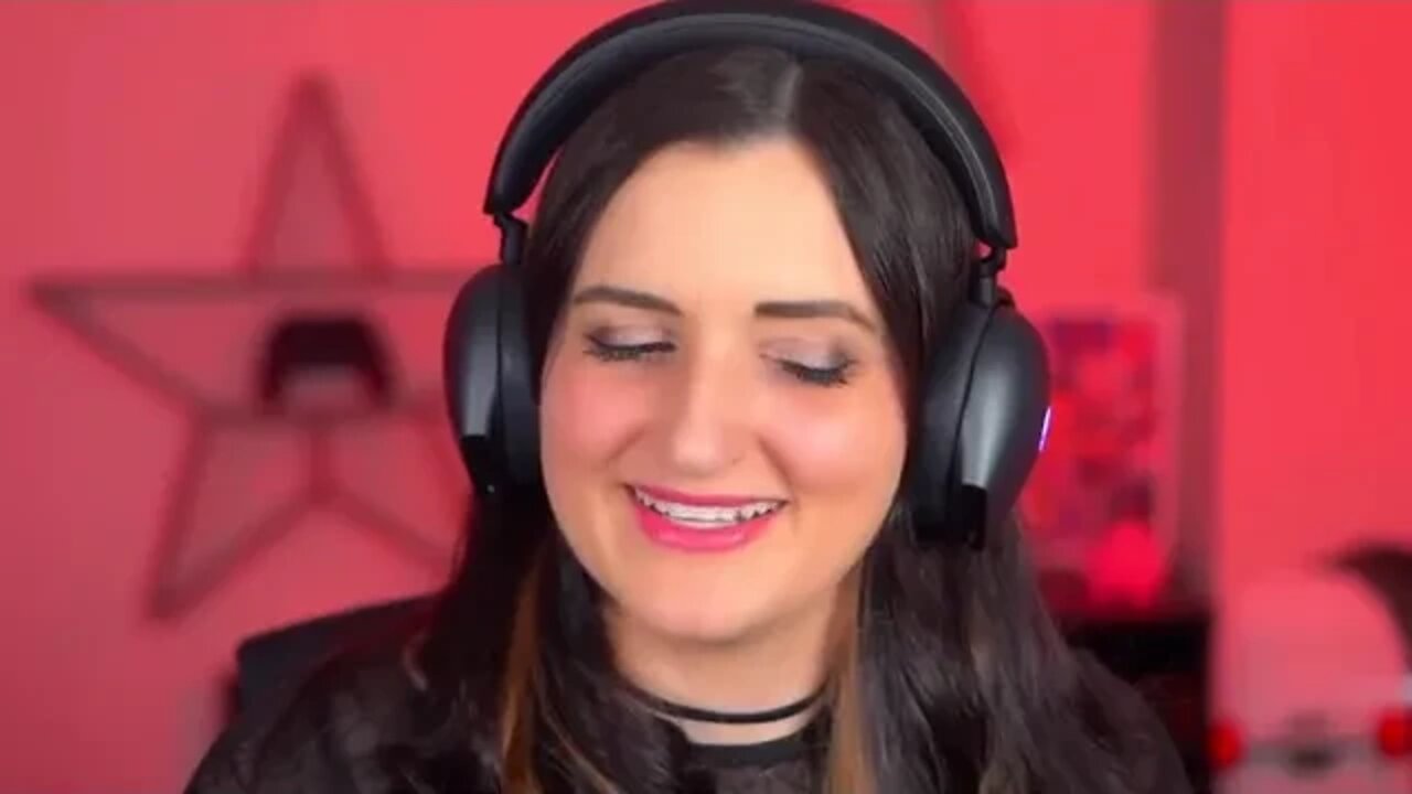 Laurenzside-DO NOT DOWNLOAD THESE CUTE GAMES..THEY'RE ACTUALLY HAUNTED! *Reuploaded*