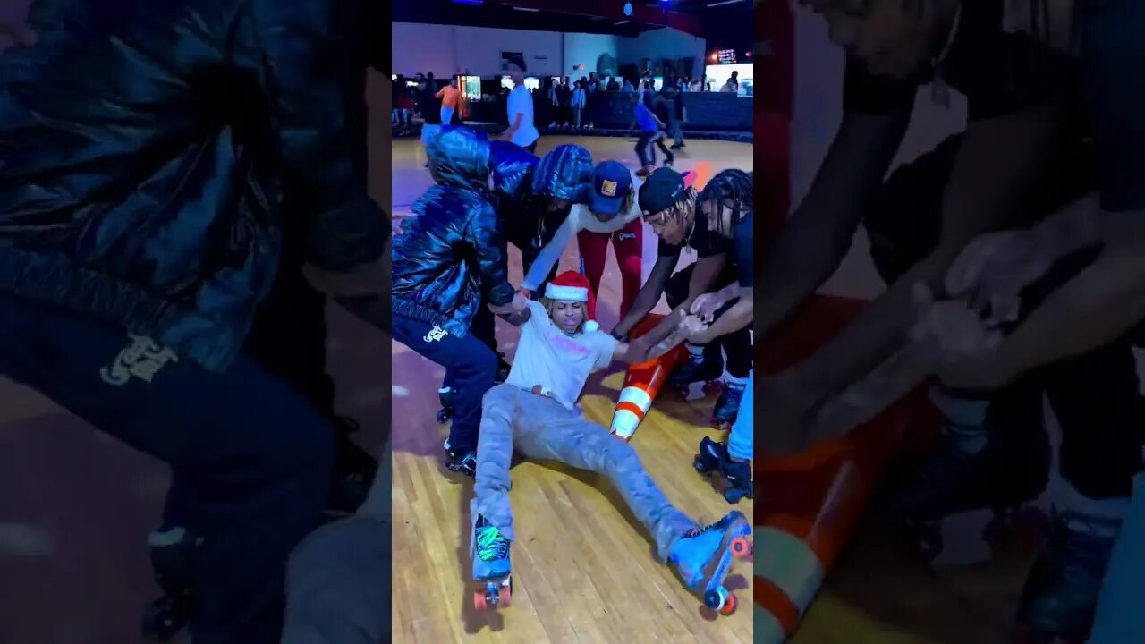 t_sm0ove.skates x #somethinggoingon 😱 #rollerskating #fail #viralshorts #kizomba #gouyad #kaysha 🛼🛼