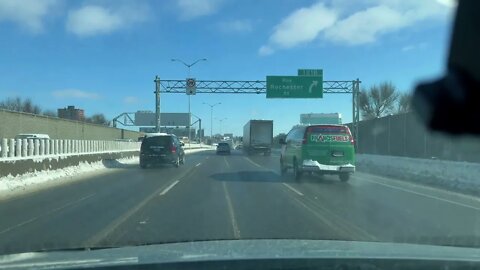 Truckers protest in Ottawa - highway 417