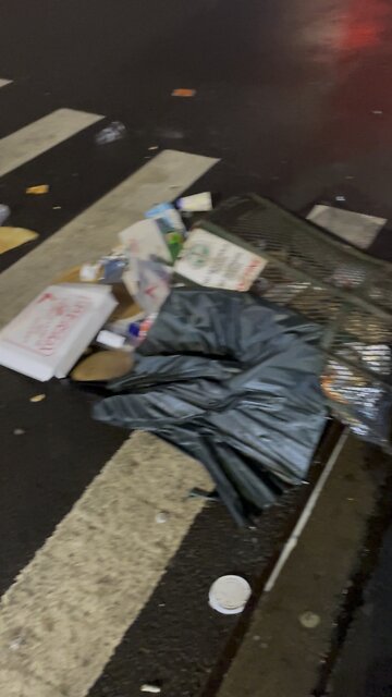 #NYC TRASH EVERYWHERE