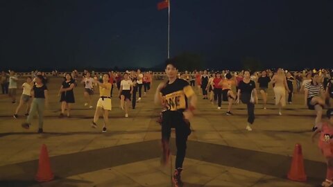 广场舞《踩踩踩》 舞步活波俏皮 简单动感适合初学者~【順能炫舞團】