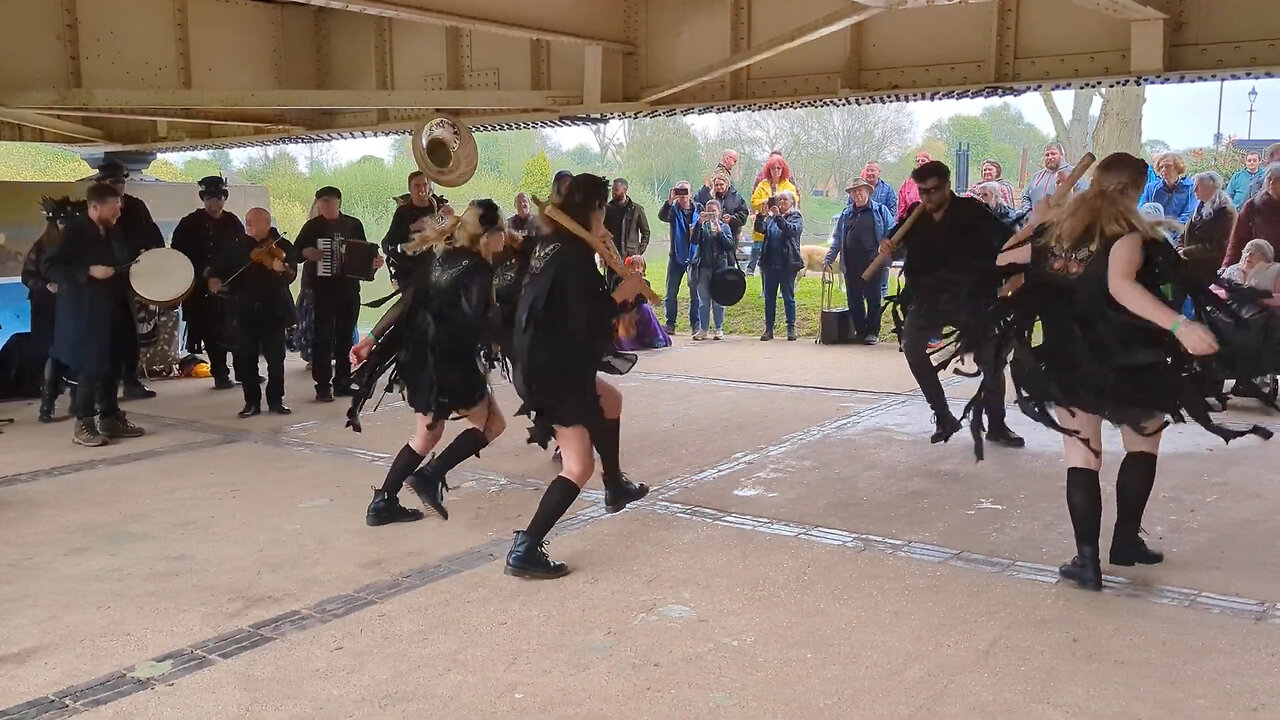 Erstwhile Border Morris - Twiglet - Upton Folk Festival - 2023