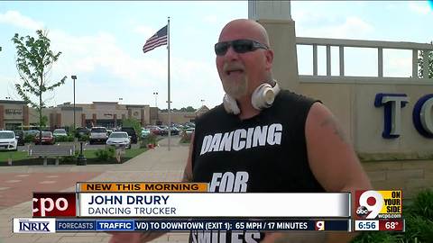 Trucker dances for mom and 10-year-old