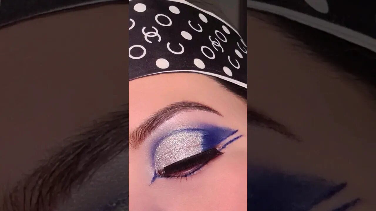 Creative Eye Art Makeup Design #shorts #shortvideo #viral #lipswatches #trending #fyp #short