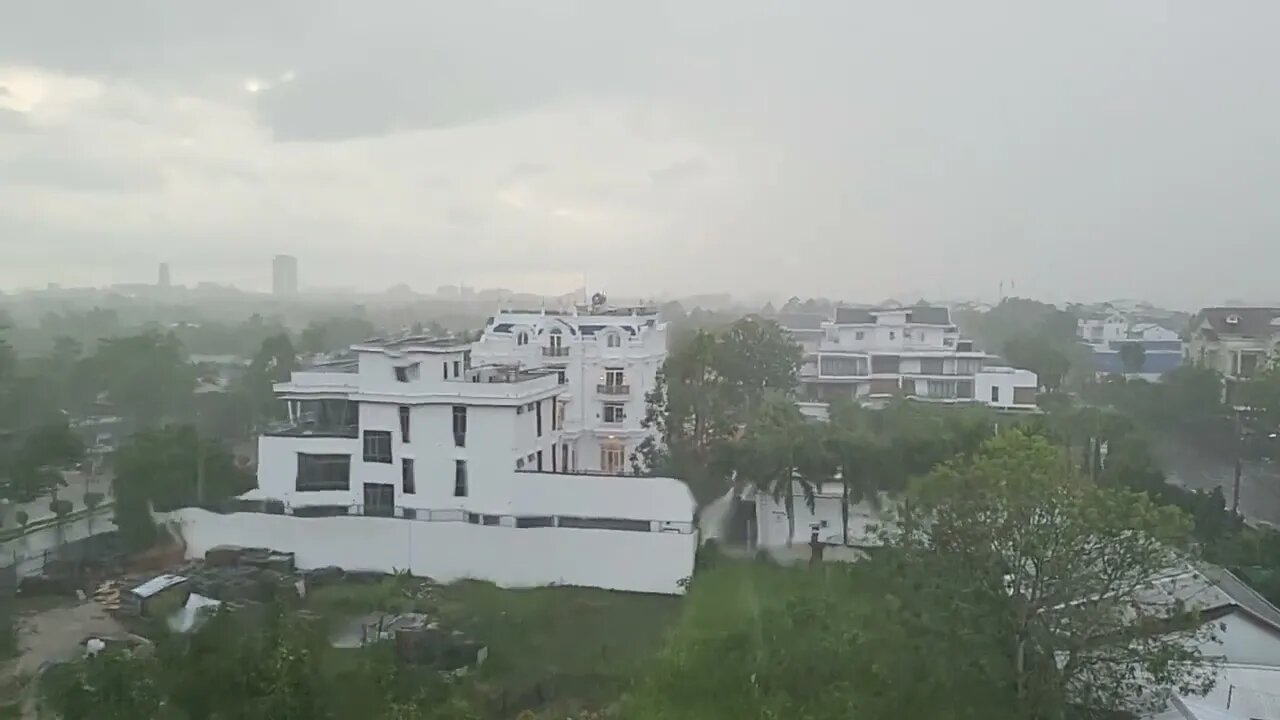 Mưa Cần Thơ từ khách san [Raining in Can Tho from hotel] #shorts