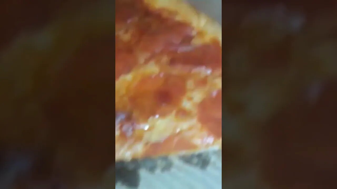 Pepperoni slices for the big win🍕🇺🇸👏🏼 #shorts