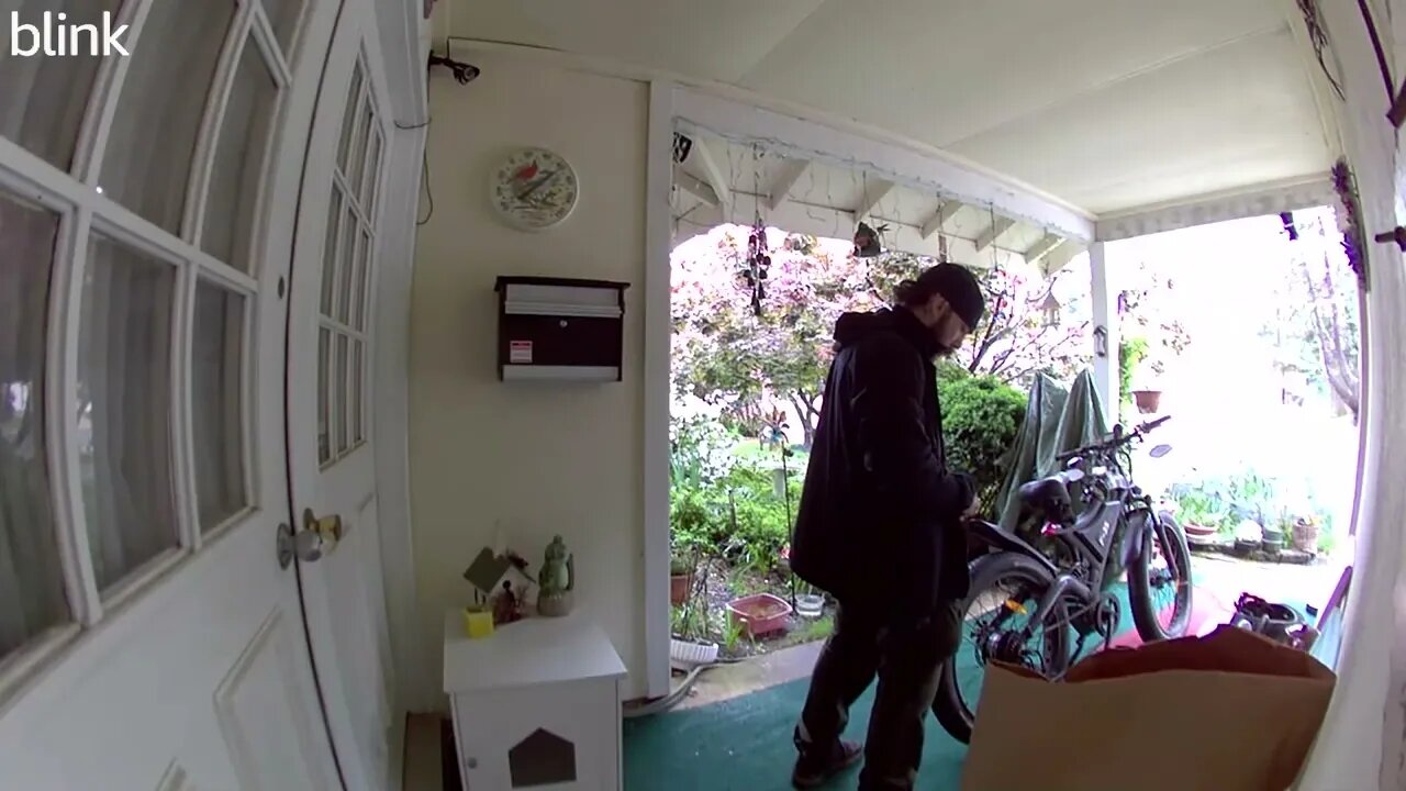 NORTH_VIDEO_DOOR_BELL_2023-04-30T14_11_17-0400.mp4