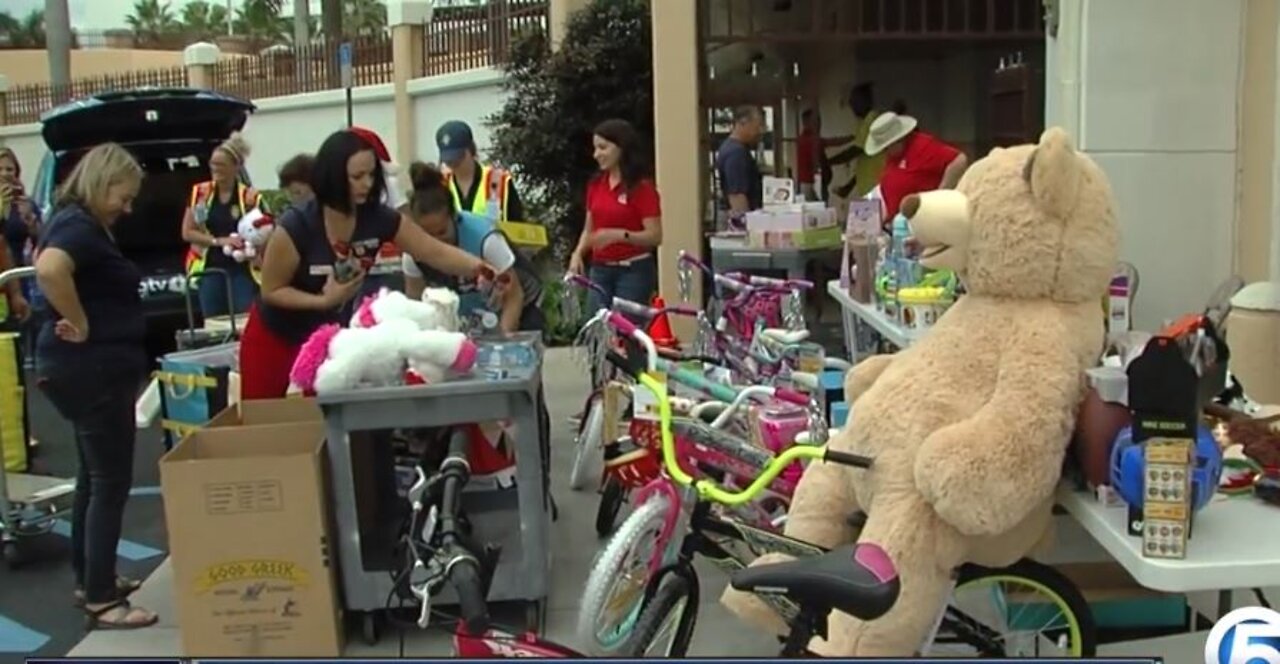 3,003 toys collected in WPTV Toy Drive