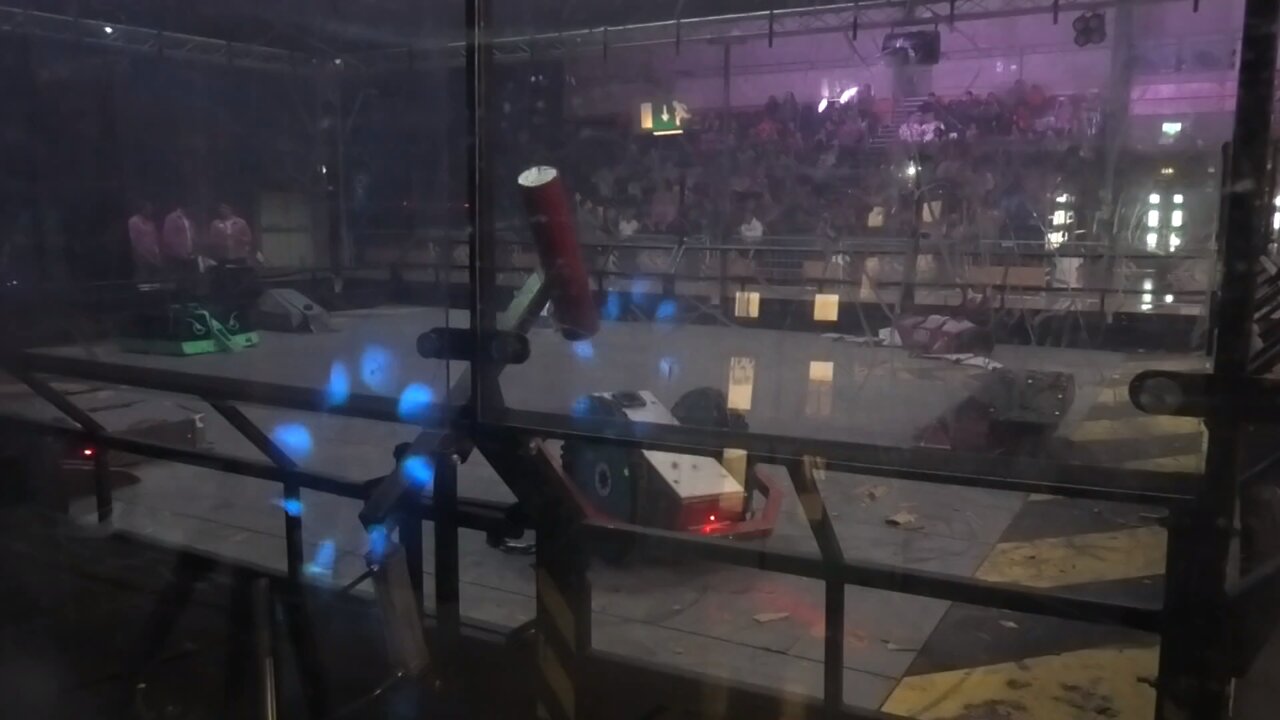 Robots Live Crawley 2022: Heavyweight Rumble