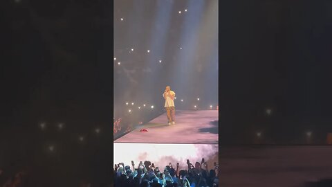 Drake - Jungle (Live in NYC 7/18/22) *clip*