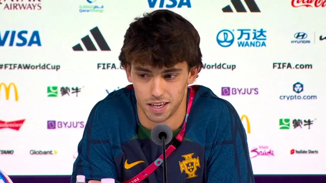 'I don't think it is MANDATORY to pass the ball to Cristiano Ronaldo!' | Joao Felix