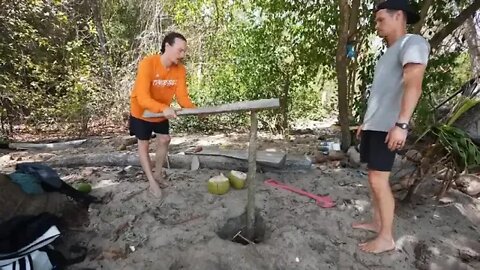 2 72 HOUR SURVIVAL no food, no water, on an island