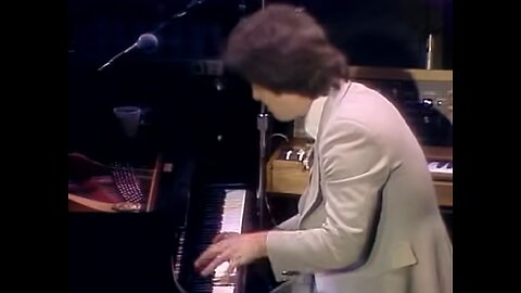 Billy Joel - Prelude Angry Young Man (from Tonight - Connecticut 1976)