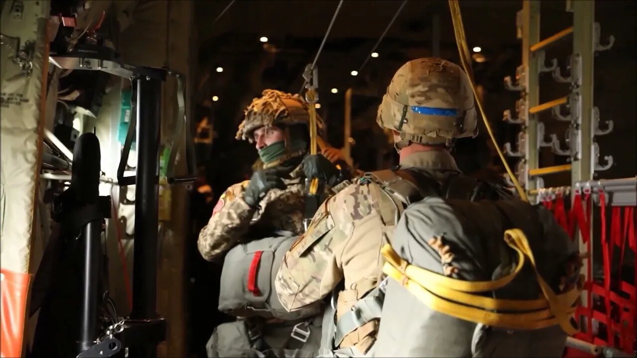 US, Ukrainian and Polish Paratroopers Conduct Para Jump