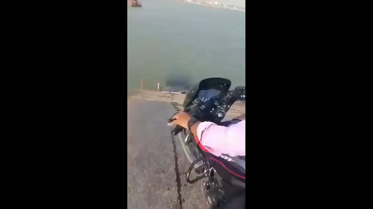 Google Maps he literally tested the water on a motorcycle 🏍️ 🌊 😂