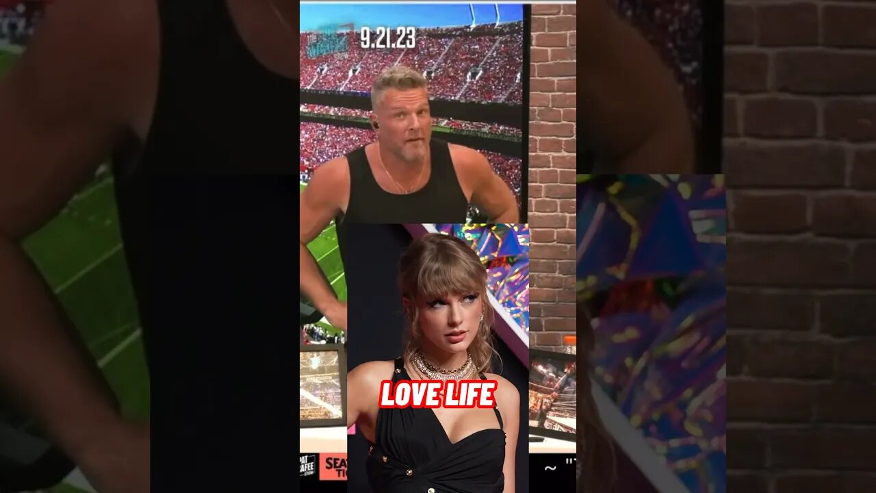 Taylor Swift and Travis Kelce DATING? #shorts #nfl #chiefs