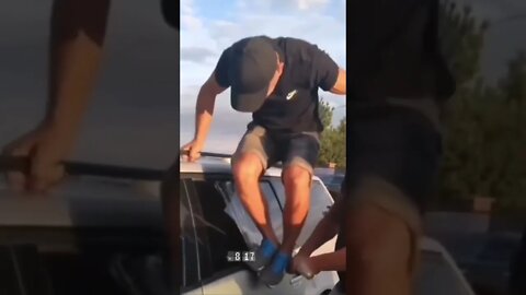 IS THAT THE MOST EFFECTIVE WAY?🤔🤔 #shorts #viral #youtubeshorts #trending #funny #fun #car #tricks