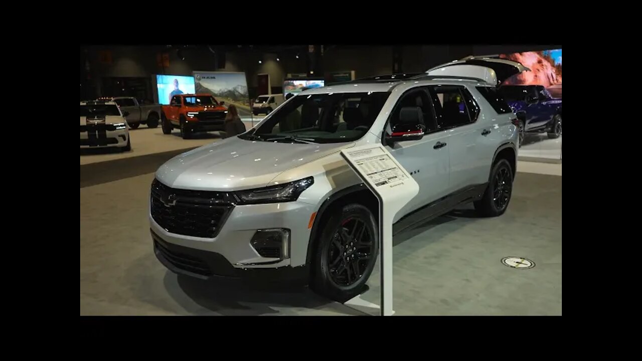 2022 Chevy Traverse LT Redline Edition