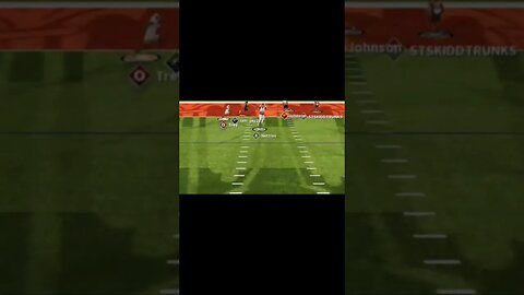 A LINEMAN PICKS THE BALL❗️❗️#shorts #madden23