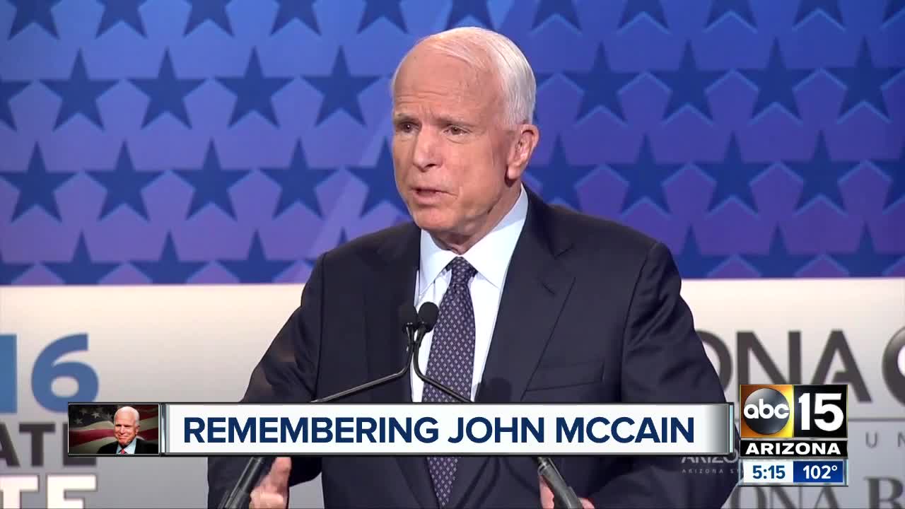 Hundreds line the streets of Phoenix to pay final respects to Senator John McCain