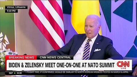 Biden, In Meeting With Zelenskyy, Says "Somebody's Gonna Have To Say The Press Has To Leave"