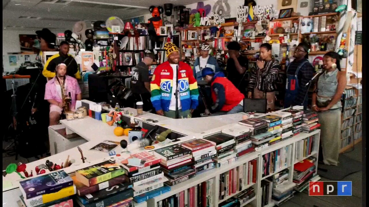 #LaRussle tinydeskconcert #performance 🌞👁♾️👽🎱🎰🌟🎨 Etymology TruthSeeker