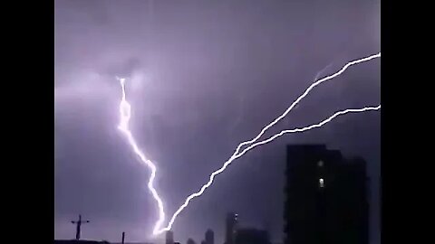 Spectacular ground-to-cloud lightning