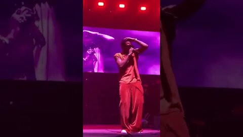wizkid shutdown Accor Arena
