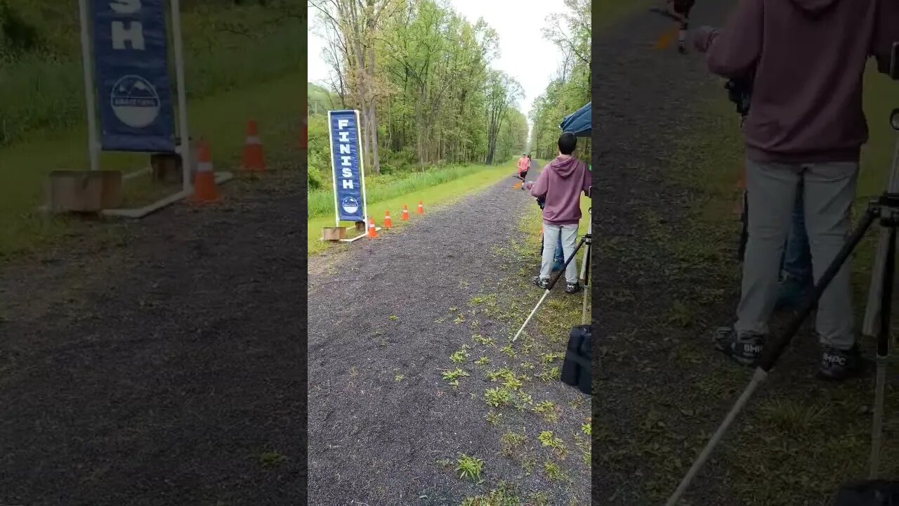 cheering runners #cheer #fyp #fypシ #viralvideo #viral #viralshort #runner #support #happy #help #fun