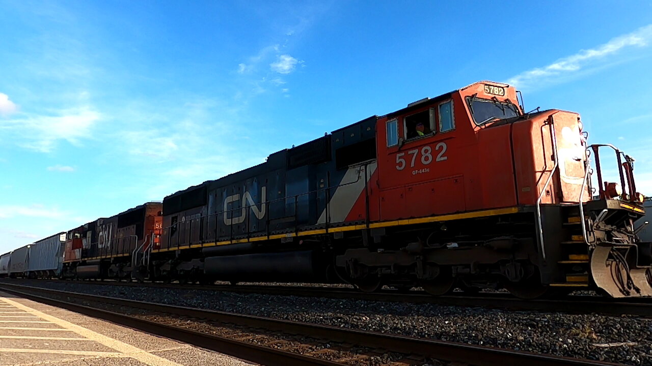 Westbound Manifest Train 485 With CN 5782 & CN 5692 Locomotives In Ontario