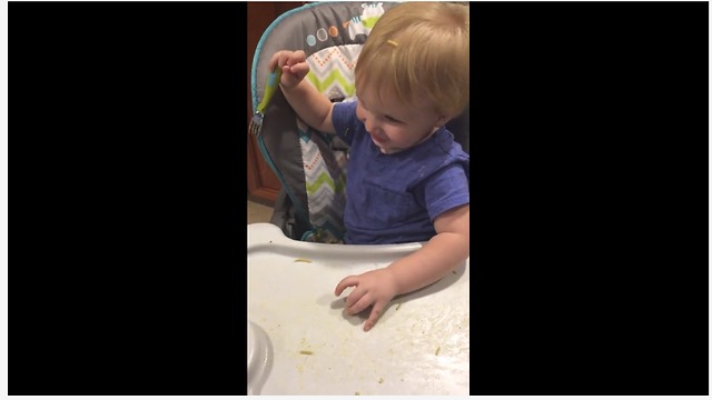 Baby throws food on dog's back, dog can't reach it