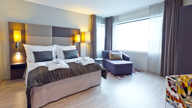 Use these tools to book your stay the Clark way