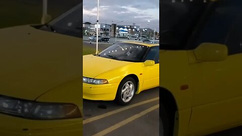 SUBARU SVX AMARELO