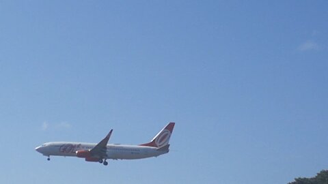Boeing 737-800 PR-GTL en approche finale avant d'atterrir à Manaus depuis Fortaleza 18022021