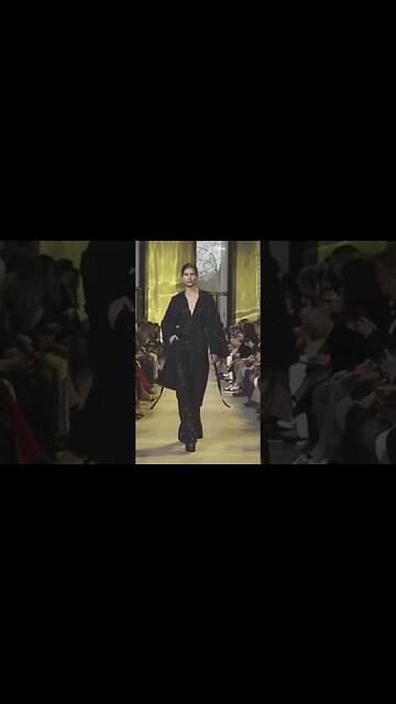 Elie Saab RTW Fall/Winter 2022-23 Collection