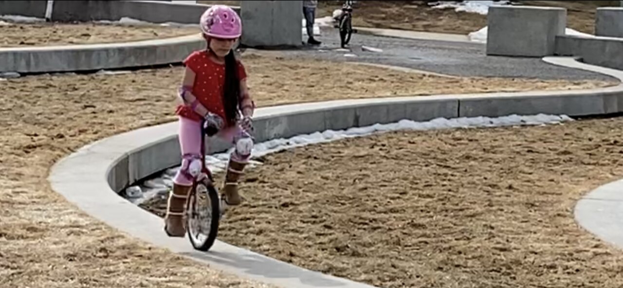 Unicycle ledge - 6 year old