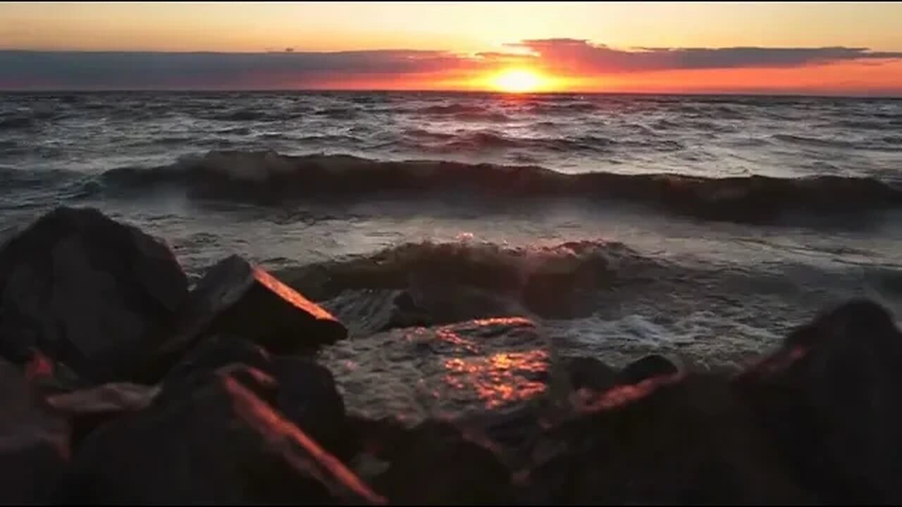 relaxixng rocky beach