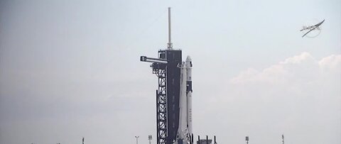 Storms suspend historic Space-X launch