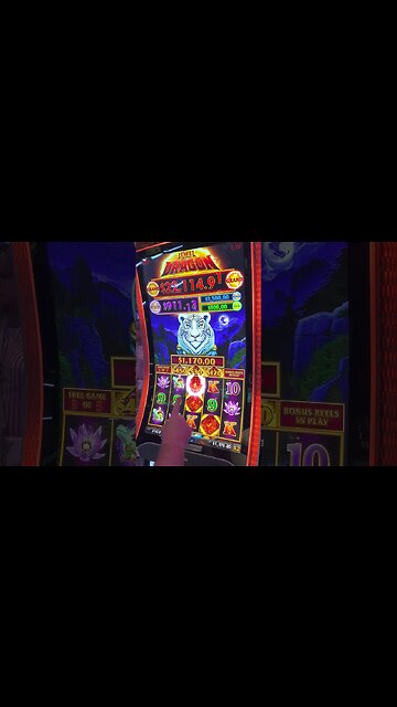 Diamonds in the middle JACKPOT!! #shorts #gambling #casino