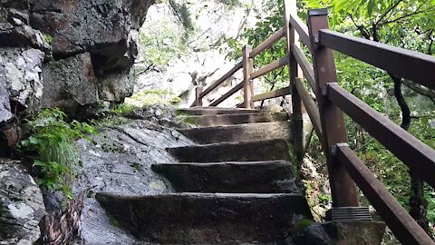 long stairs to the waterfall.