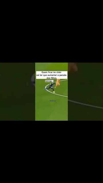 O homem é rápido 😂😂