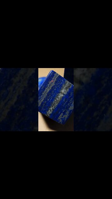 Lapis Lazuli Crystal: Intuition, Creativity, Spiritual Consciousness