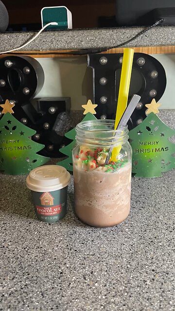 Elf the Movie Hot Cocoa Collection Day 8: Frozen Hot Chocolate